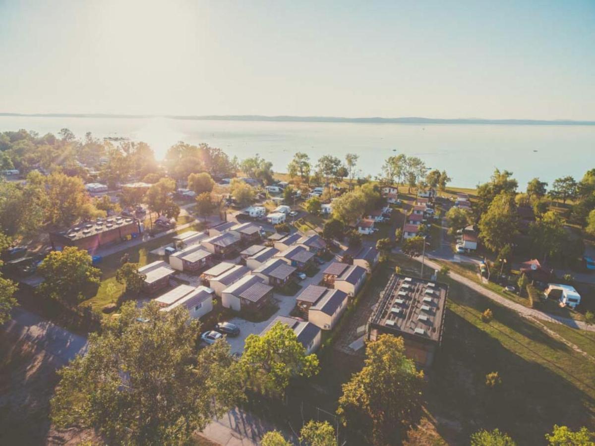 Aranypart Camping & Apartments Siófok Exterior foto
