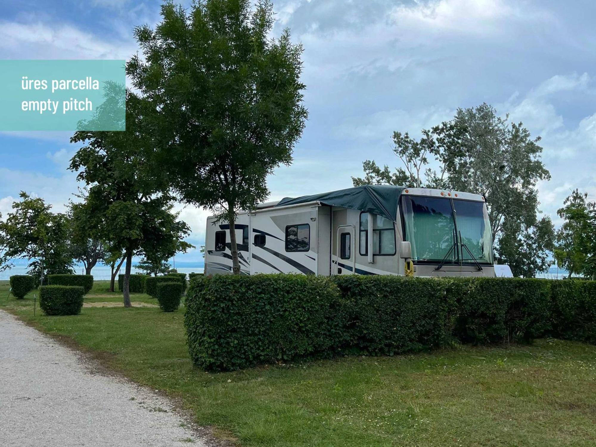 Aranypart Camping & Apartments Siófok Exterior foto